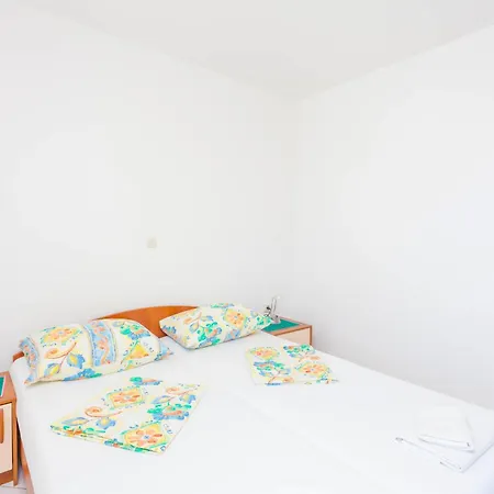 Apartment Grbavac 2 *